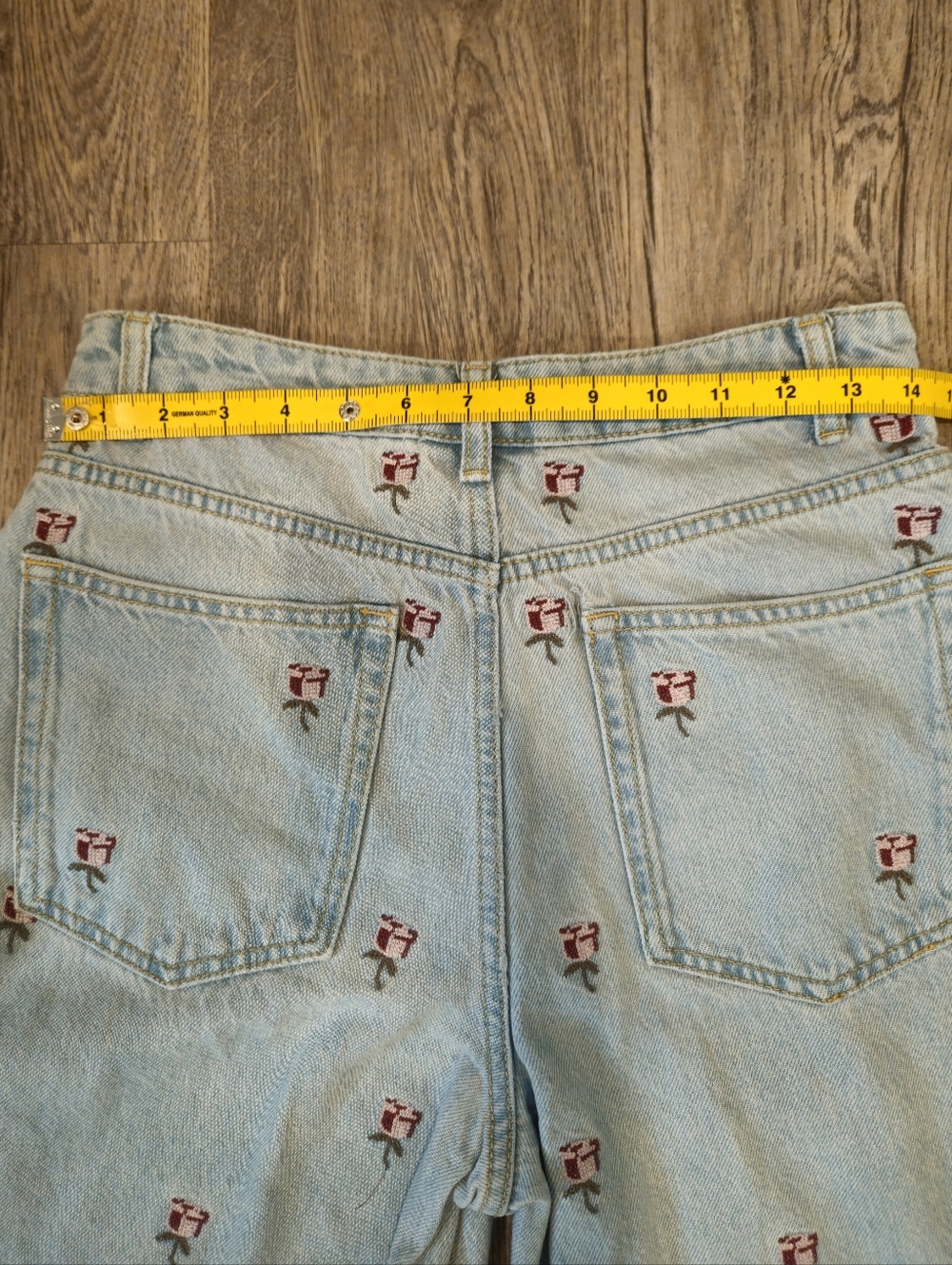 Farm Rio Embroidered Rose Wide Leg Jeans Size 28 Floral Denim High Rise - Picture 3 of 11